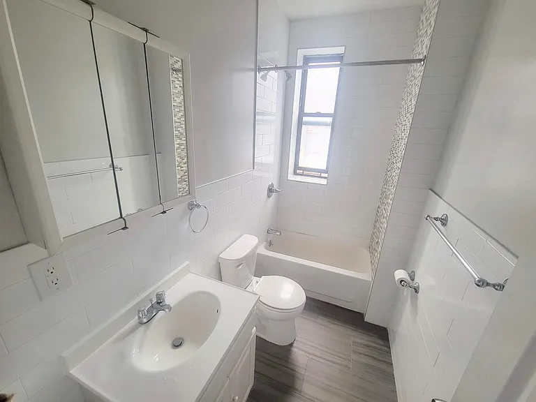 25 Vermilyea Ave #52 — Photo 5