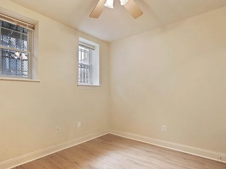 660 Morton Pl NE #1 — Photo 5