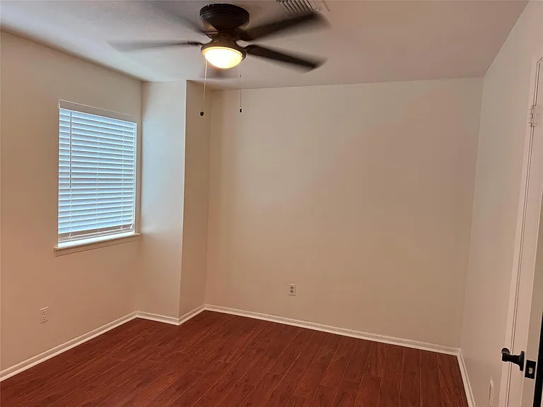 1114 Stoney Hill Dr — Photo 34
