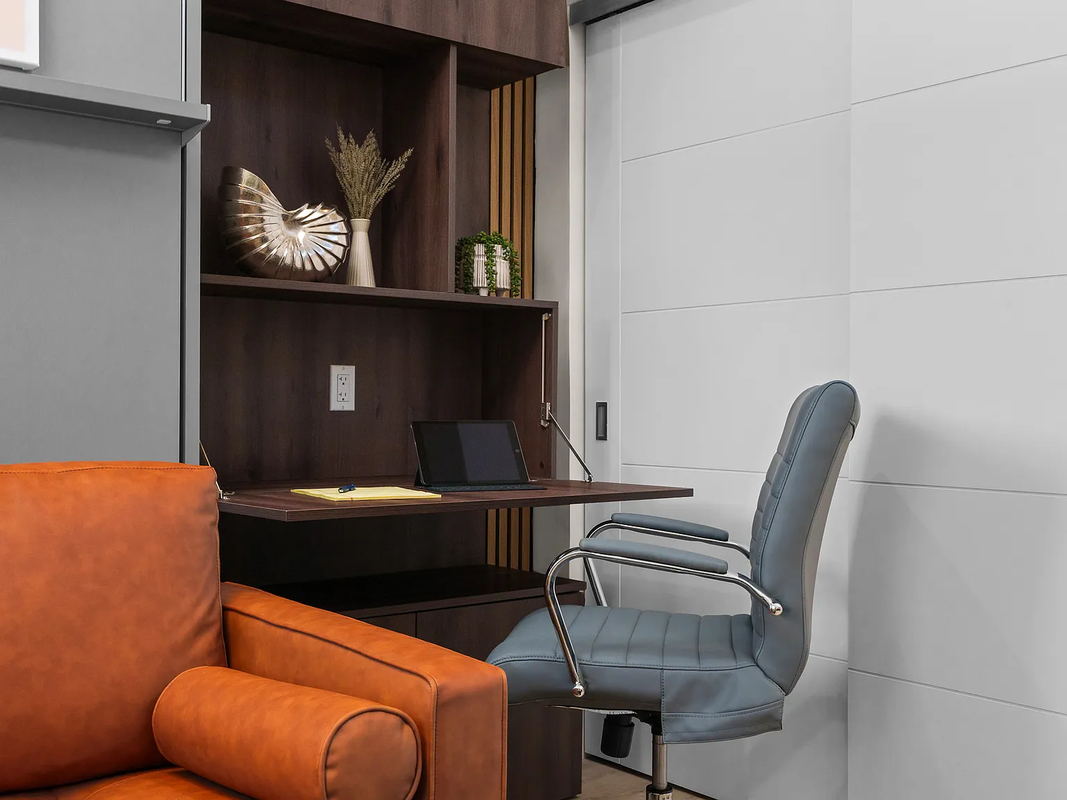 Studio, 350 sqft, $2,750 — Photo 4