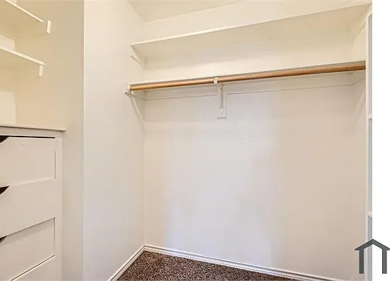 2420 Waterloo Ln — Photo 26