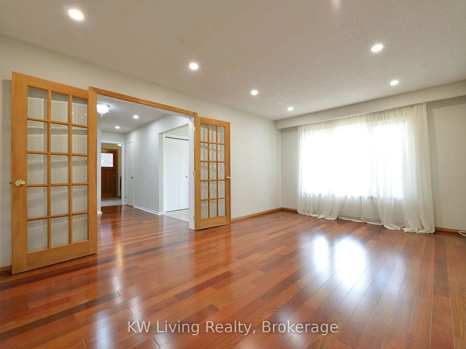 5 bed, $4,300 — Photo 3