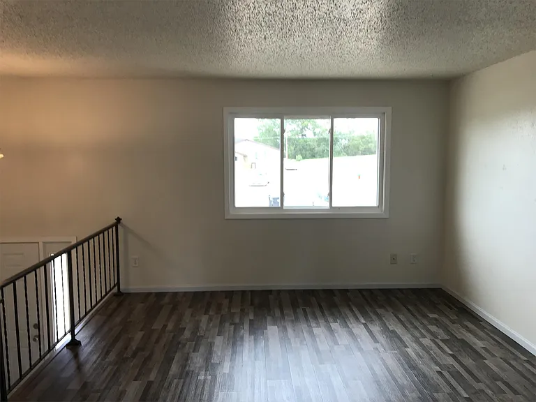 1413 Collins Ave #1 — Photo 2