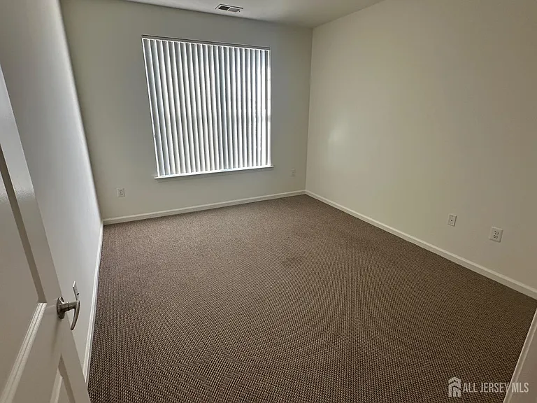 50 Roosevelt Ave #4305 — Photo 15