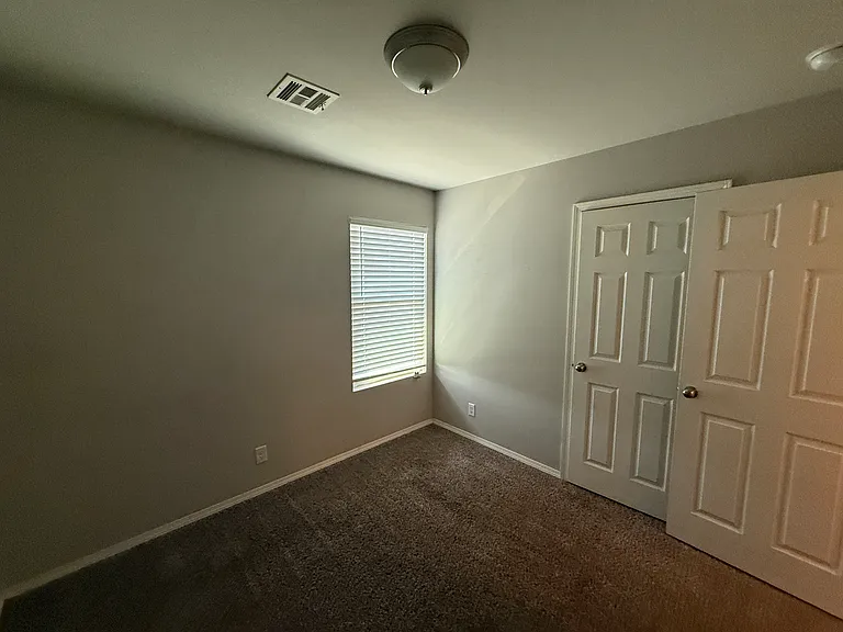 2800 E Quincy St — Photo 9