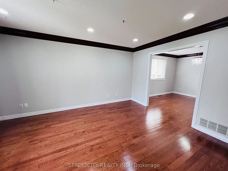 1279 Aldersbrook Rd — Photo 12