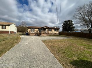 103 Phillips Ln, Clinton, TN 37716