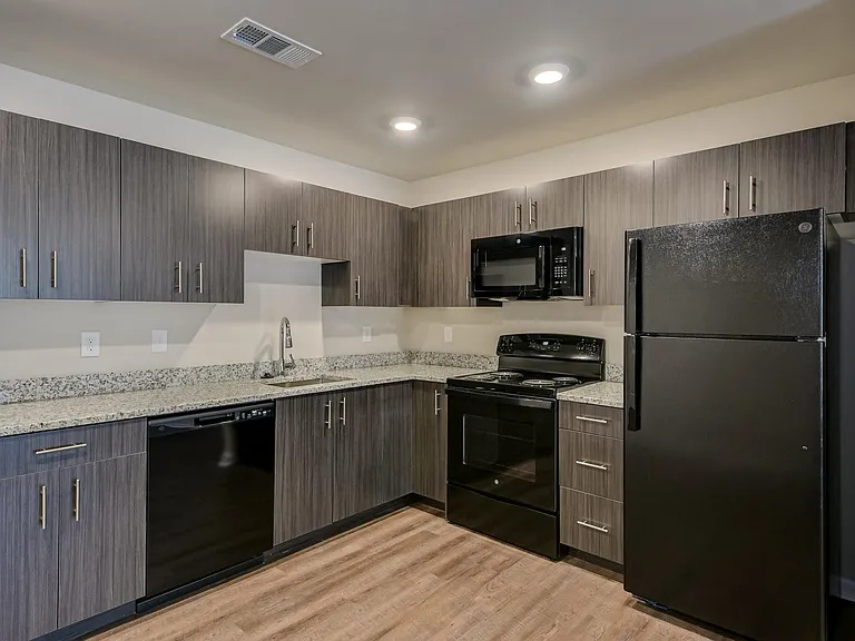Woodberry Apartments — Photo 36