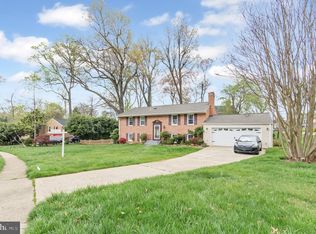 8704 Braeburn Dr, Annandale, VA 22003