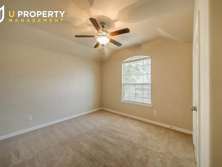 16704 Spence Park Ln — Photo 4