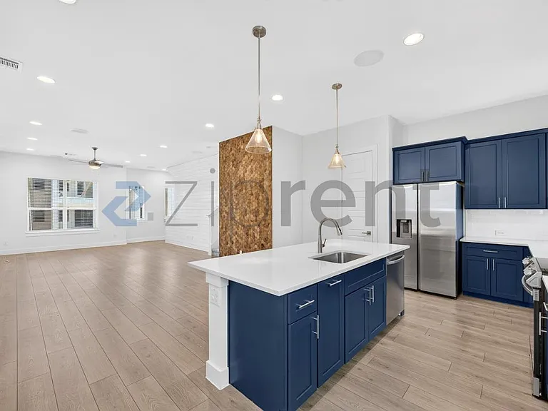 1733 W Cantey St — Photo 17