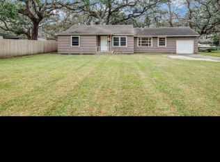 705 Avenue B, Sweeny, TX 77480