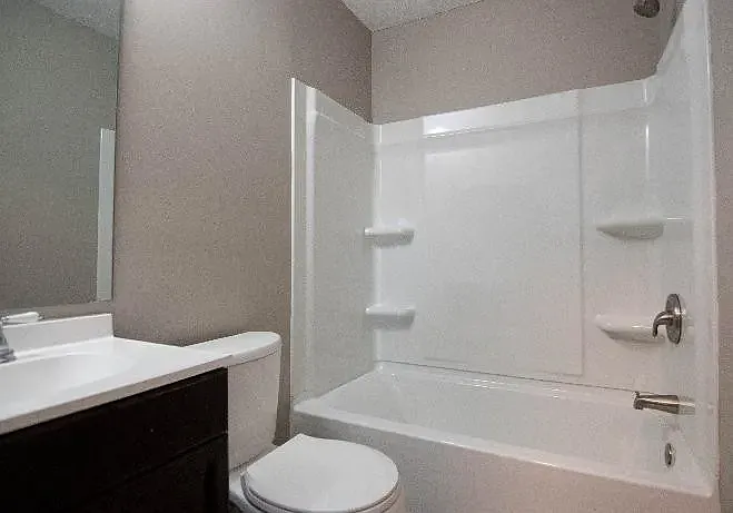318 Highland St #2 — Photo 9