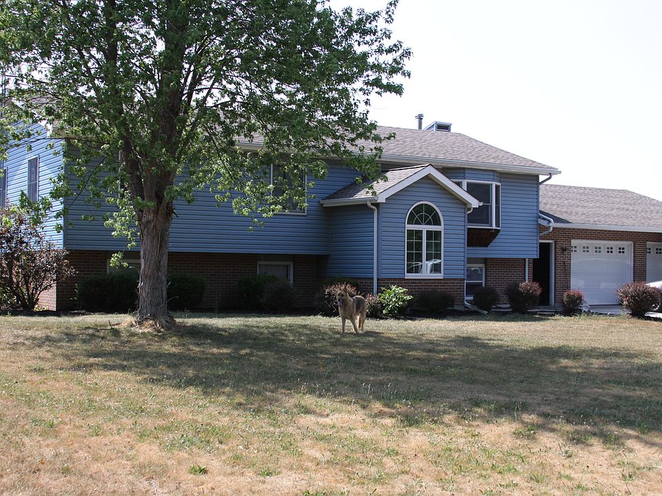 House & 2-car garage