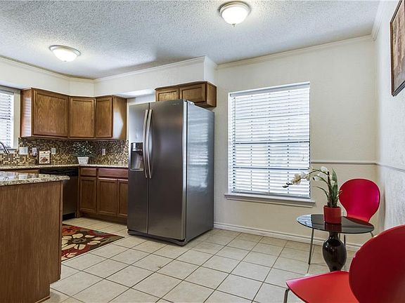 5th image of 1808 Jasmine Ln