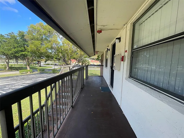 6040 Shakerwood Cir #205 — Photo 15
