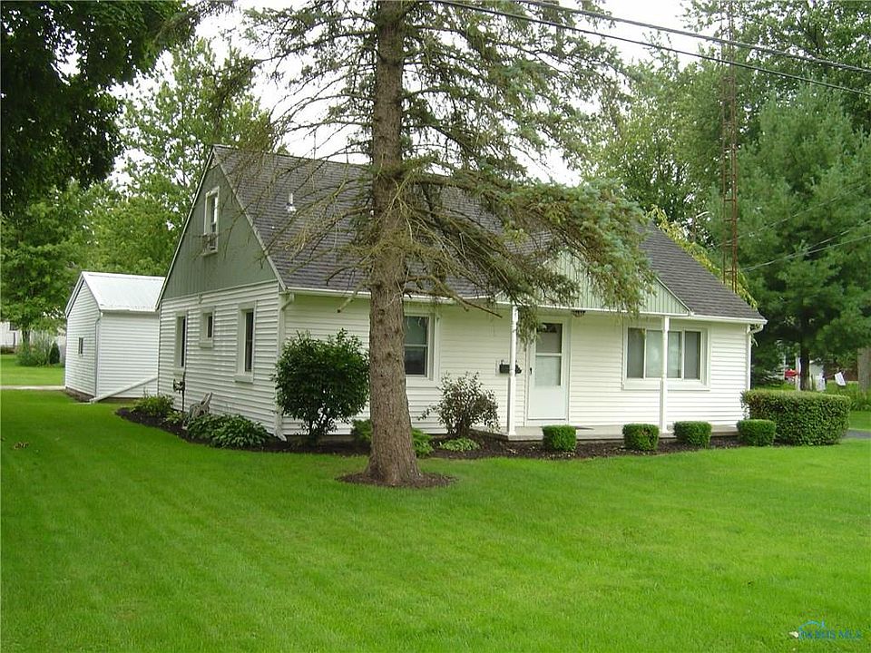 1st image of 204 Church St