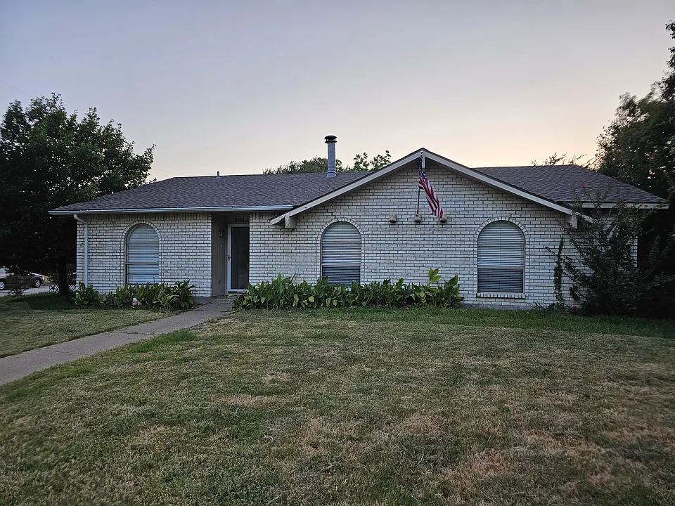 6501 Butterfield Ct
