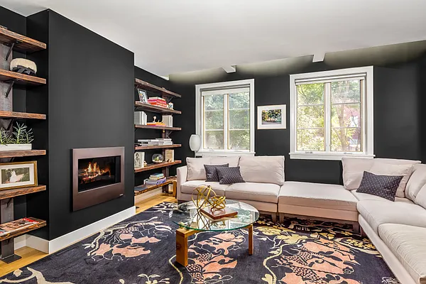 Sold by Compass | media 1