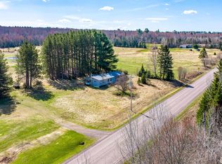 35698 Tapiola Rd, Chassell, MI 49916