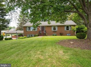 301 Fox Dr, Winchester, VA 22601