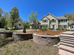 271 Pepperell Rd, Groton, MA 01450
