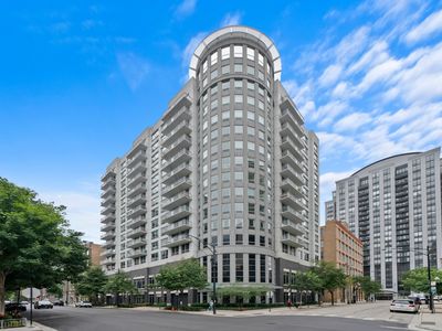 421 W Huron St APT 1407, Chicago, IL, 60654