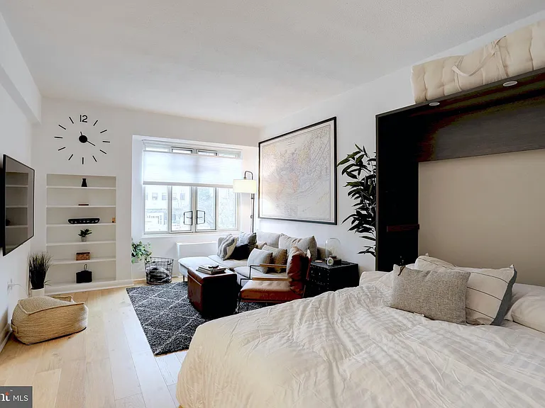 1727 Massachusetts Ave NW #205 — Photo 8