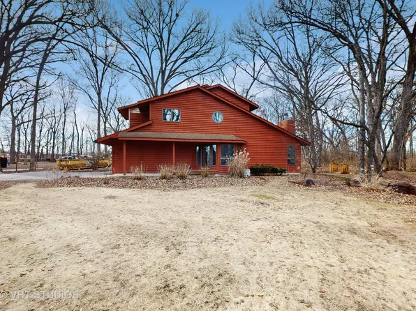 7N880 Ramm Woods Dr, Maple Park, IL 60151