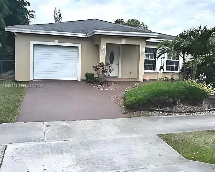2953 NW 10th Ct — Photo 2