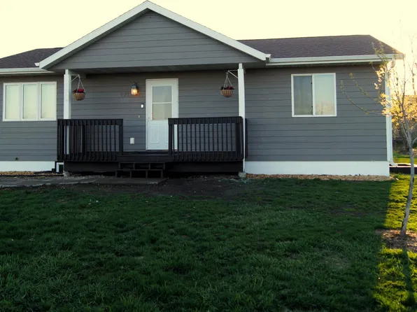 171 Lincoln Ave, Villard, MN 56385
