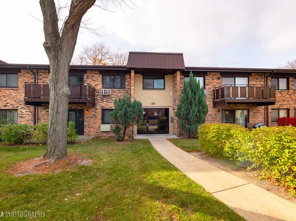2618 N Windsor Dr Unit 101, Arlington Heights, IL 60004
