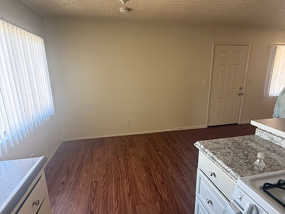 3rd image of 673 Palm Ave APT 4