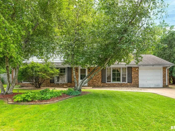 508 W Timber Ridge Dr, Peoria, IL 61615