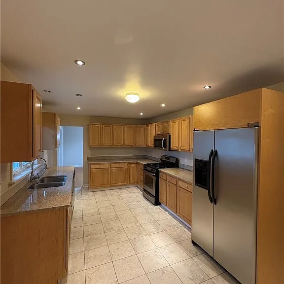 215 Locksley Rd — Photo 8