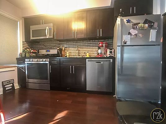 5th image of 22-18 27th St #2B