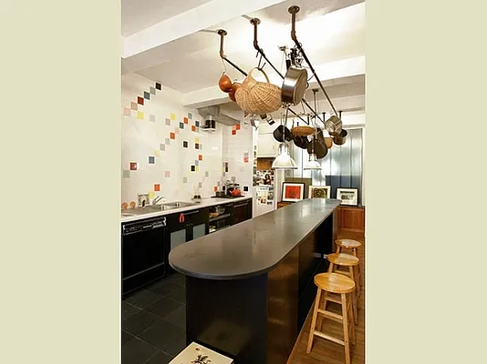 Sold by Stribling | media 13