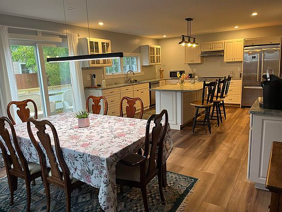 5th image of 5 Gulseth Ave