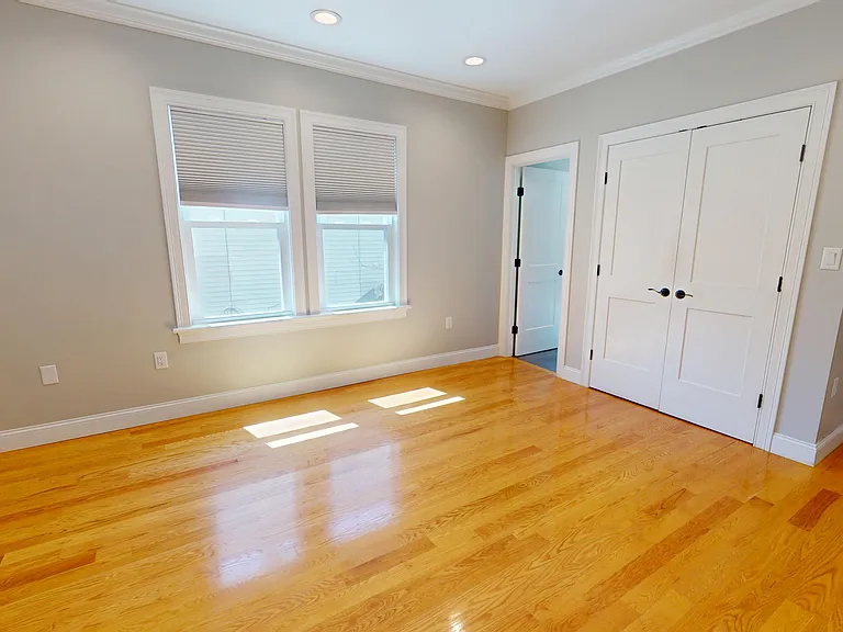 41 Winchester St #1 — Photo 10