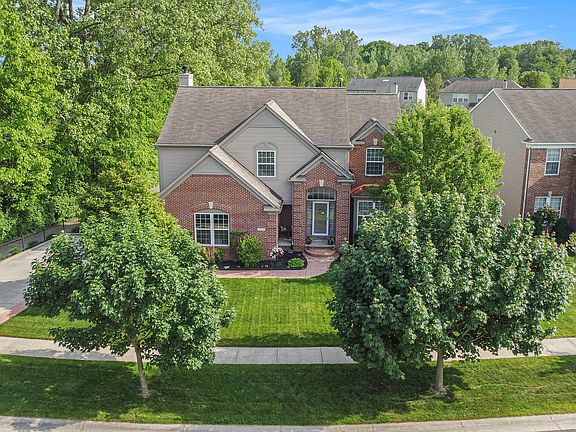 2nd image of 8764 Indigo Ln