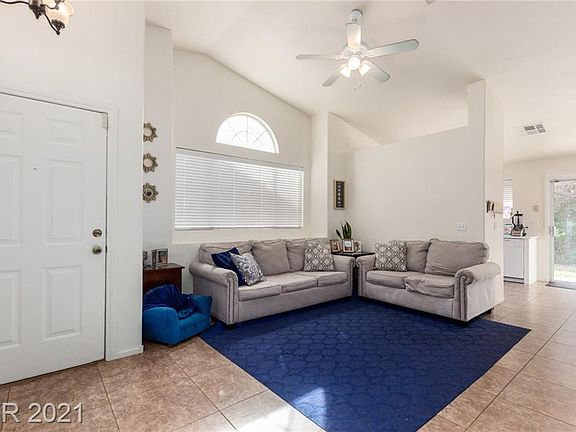 3rd image of 9733 Panorama Cliff Dr
