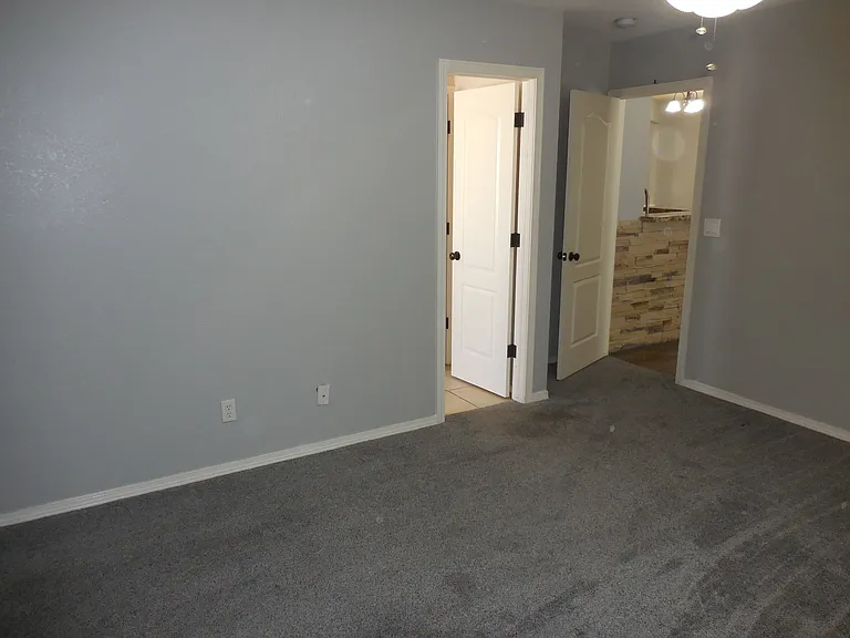 14301 Desert Orchid Dr — Photo 16