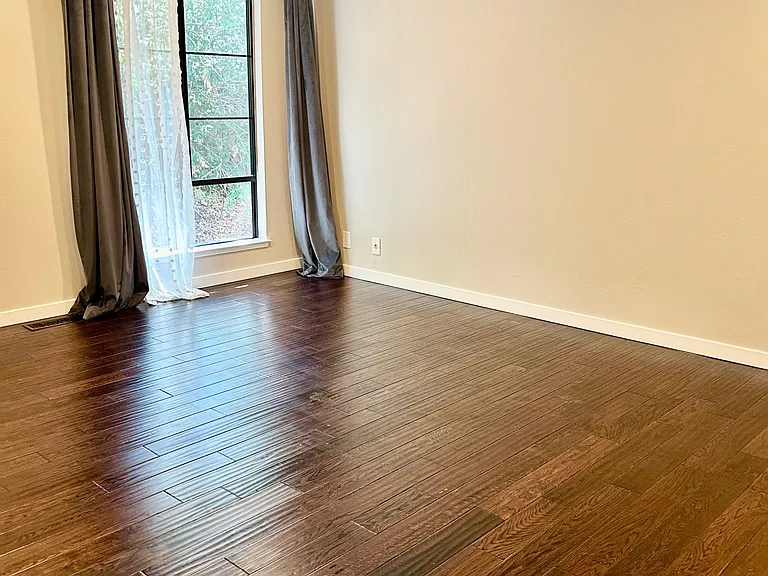1624 San Luis Rd — Photo 8