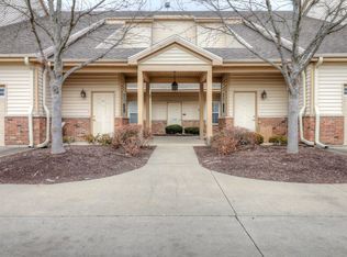 3810 Thornhill Cir #3810, Champaign, IL