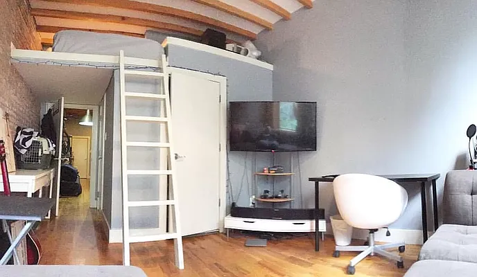 Rented by Flight of Fancy Realty Group | media 28