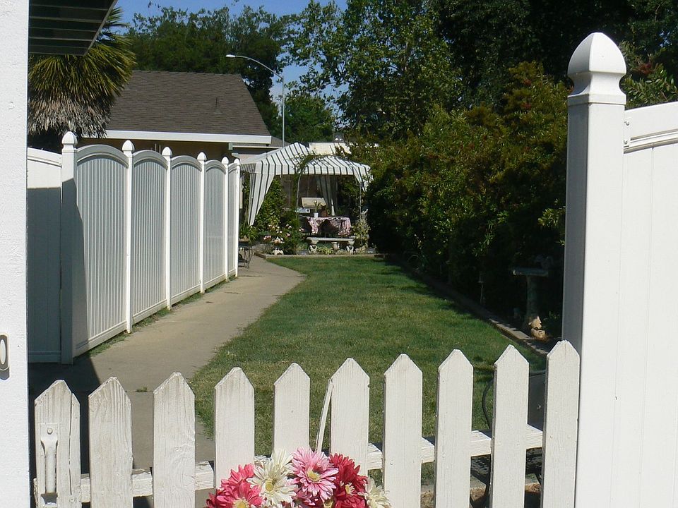Yard back unit