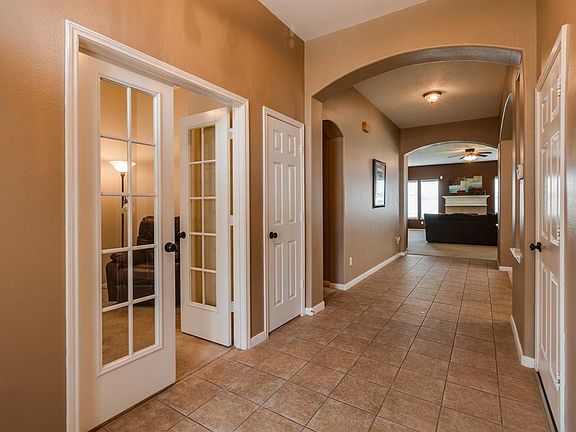 2nd image of 26028 Castle Meadow Ln