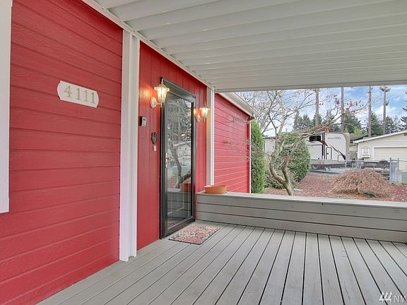 3rd image of 4111 20th Street Pl SE