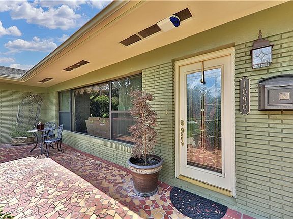 2nd image of 1090 E Hibiscus Dr