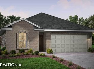 205 Water Grass Trl, Clute, TX 77531